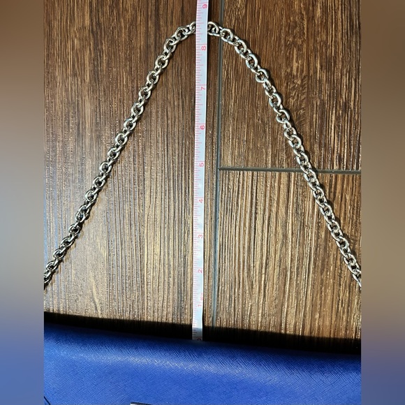 Apt 9 Royal Blue clutch/handbag.  Faux leather. Chain strap, removable. - Picture 16 of 16